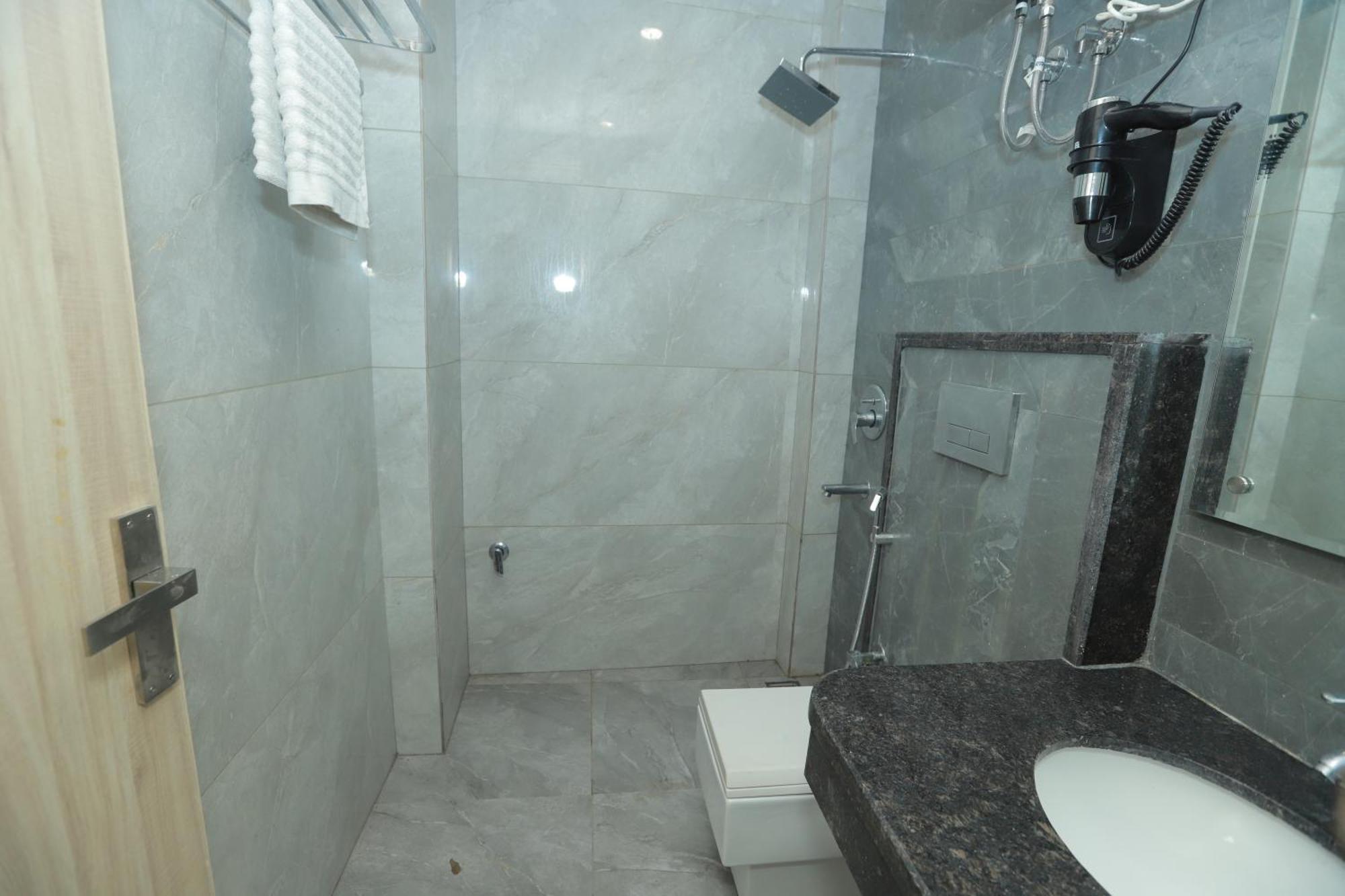 Zed Hotel - Delhi International Airport Nowe Delhi Zewnętrze zdjęcie