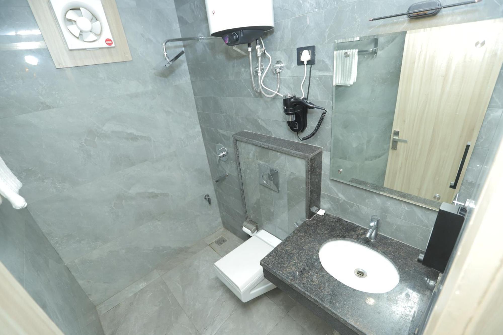 Zed Hotel - Delhi International Airport Nowe Delhi Zewnętrze zdjęcie